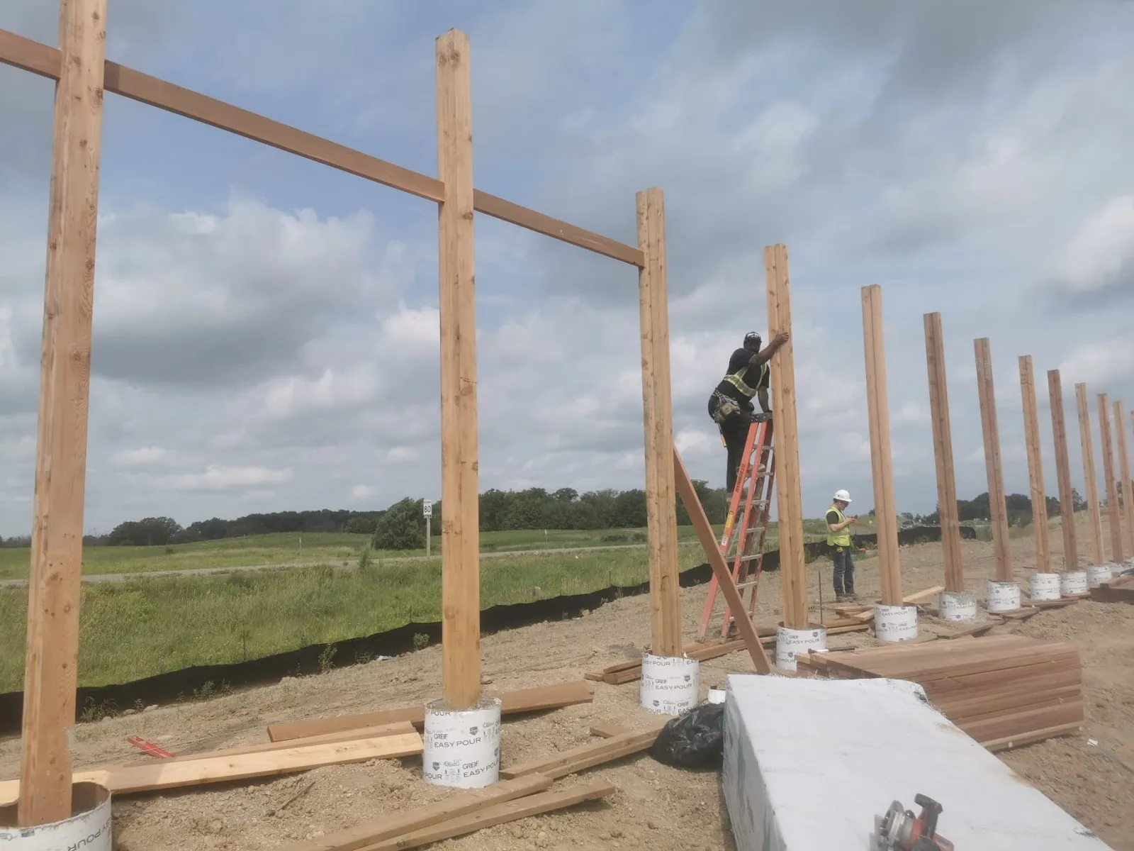Heavy timber post framing for an outdoor structure